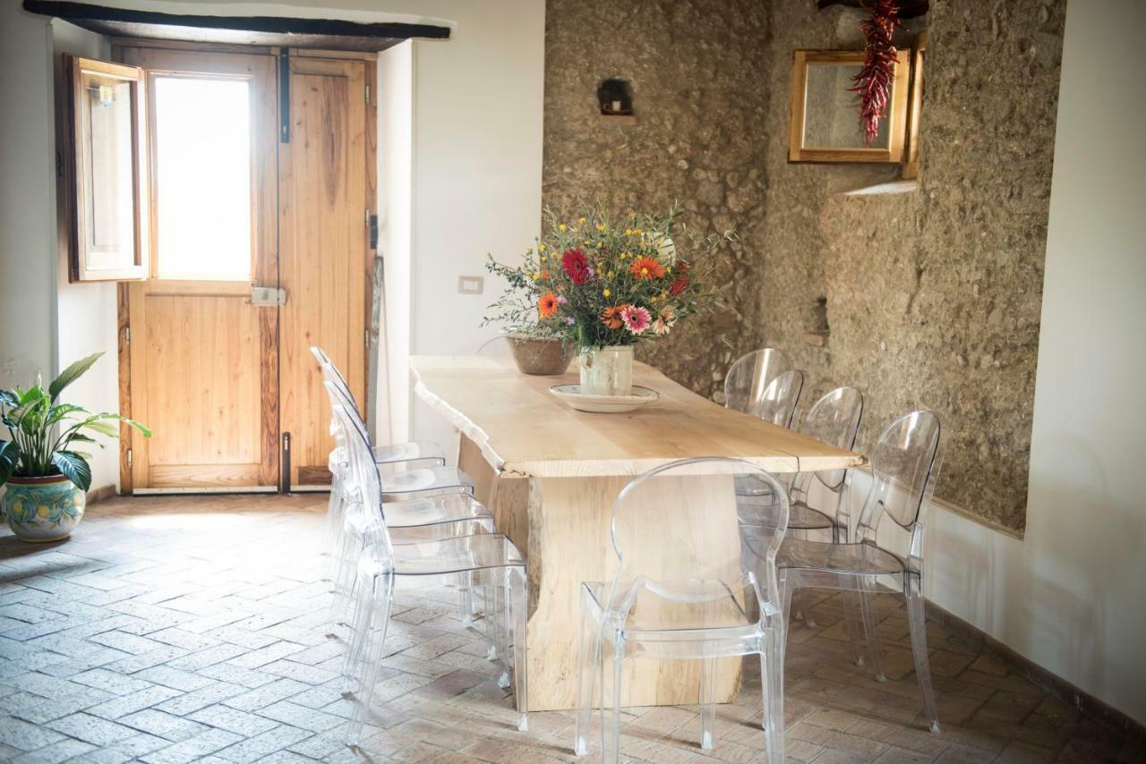 B&B Rifugio Tra Gli Ulivi Campagna Exteriör bild